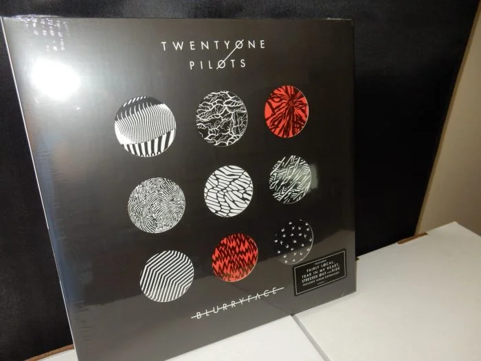 Twenty One Pilots "Blurryface" Ltd Ed 2XLP Die-cut Splatter Colored Vinyl